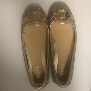‼️SOLD‼️ MICHAEL KORS gold flats